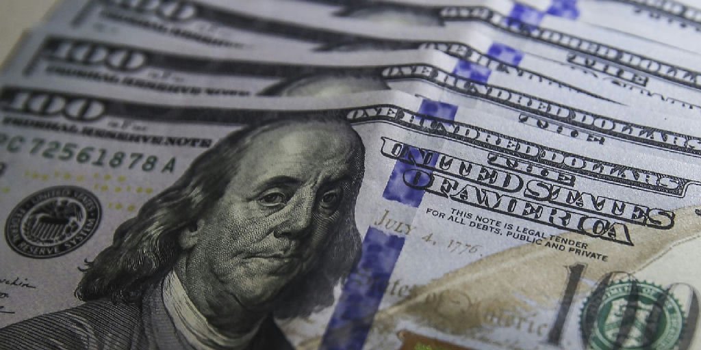 Dólar recua para R$ 5,17 e bolsa brasileira encerra setembro com alta expressiva