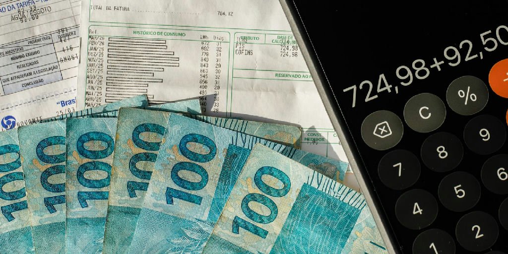 Receita federal soma R$ 2,019 trilhões e cresce 7,12% até agosto de 2026