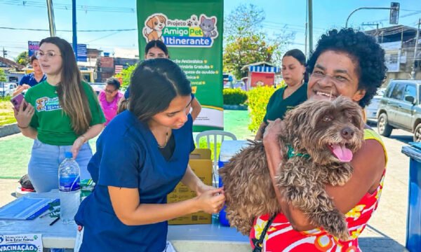 São João de Meriti imuniza 20 mil animais em campanha de vacinação antirrábica