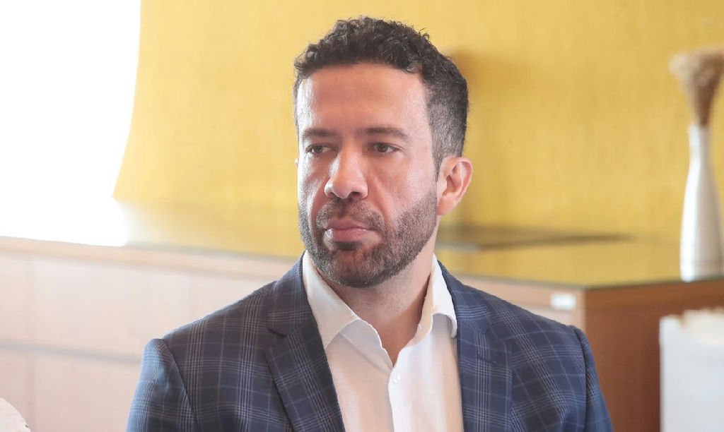 André Janones apresenta evolução positiva e pode deixar a UTI em São Paulo