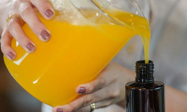 Anvisa define lista oficial de cosméticos artesanais permitidos no Brasil