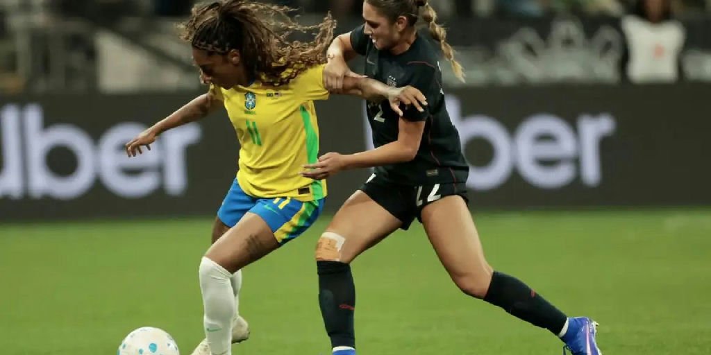 Caminhos da Reportagem explora a trajetória e os desafios do futebol feminino no Brasil