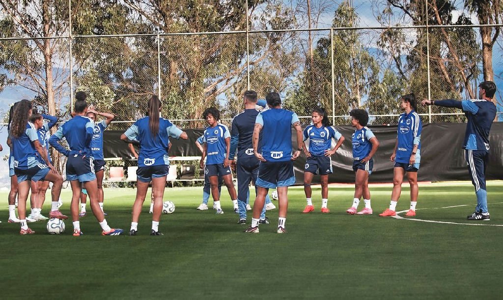 Cruzeiro inicia trajetória na Libertadores Feminina e se torna o 15º clube do país no torneio