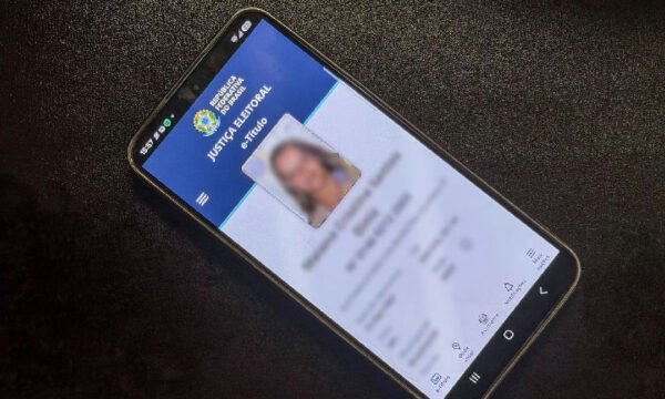 Eleições 2026: como usar o e-Título para justificar ausência no dia do pleito