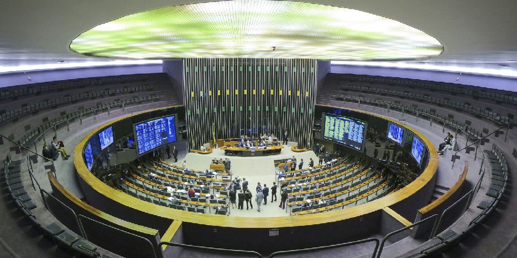 Eleições 2026 marcam recorde de governadores eleitos no primeiro turno