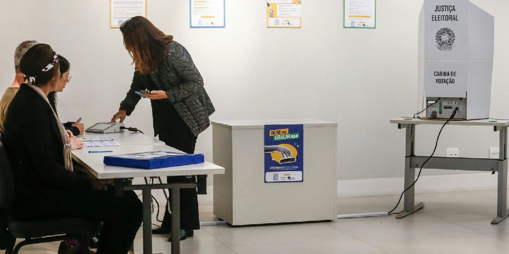 Eleições em São Paulo registram fluxo tranquilo e filas reduzidas na zona sul