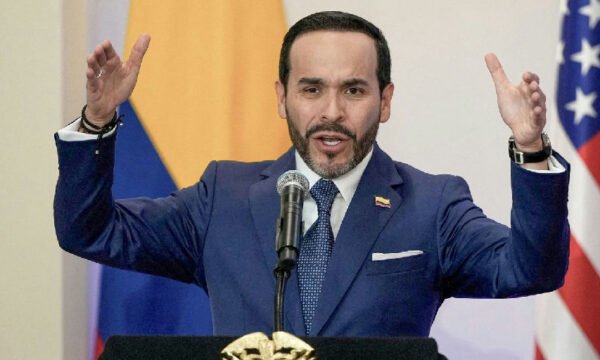 Governo da Colômbia promulga decreto com novas regras para manifestações