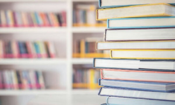 Interpretação de texto é o pilar central para o sucesso na prova de Linguagens do Enem