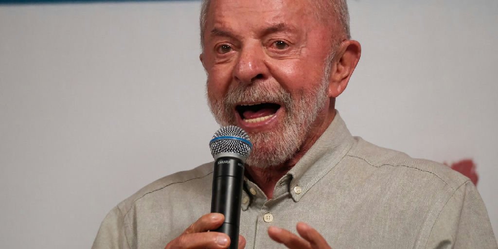 Lula promete expansão do programa Pé-de-meia para universitários em caso de reeleição