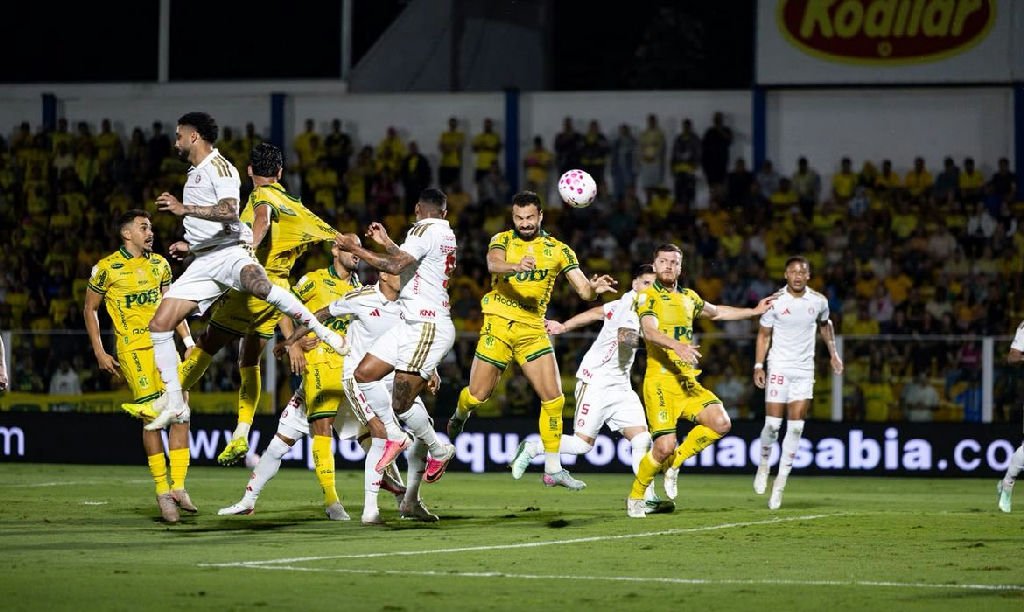 Mirassol derrota o Internacional no Brasileirão e se afasta do Z-4
