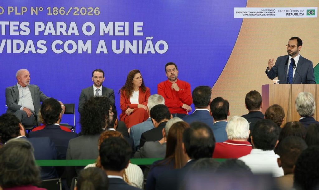 Nova lei sancionada traz perdão de dívidas e eleva teto de faturamento do MEI