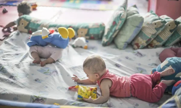 Quedas infantis causam mais de 330 mil internações hospitalares em uma década
