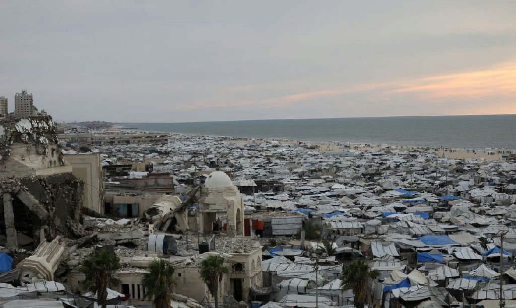 Três anos após ataque do Hamas, novas alianças militares redesenham o Oriente Médio