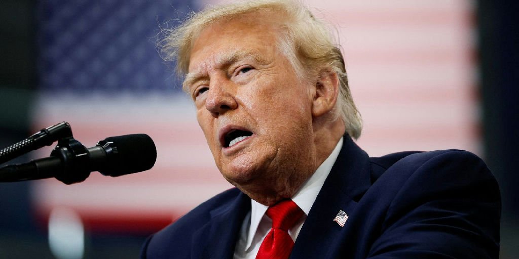 Trump anuncia exploração de petróleo na Groenlândia e gera tensão diplomática