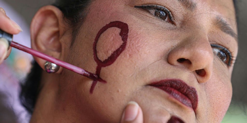 Violência política contra mulheres cresce e atinge patamar recorde nas eleições de 2026